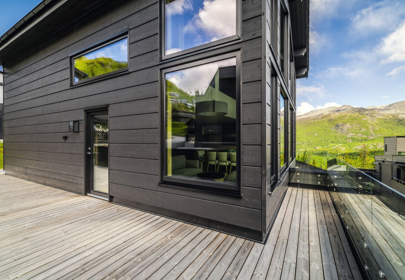 Chalet in Hemsedal - Exclusive chalet by the slopes in Hemsedal