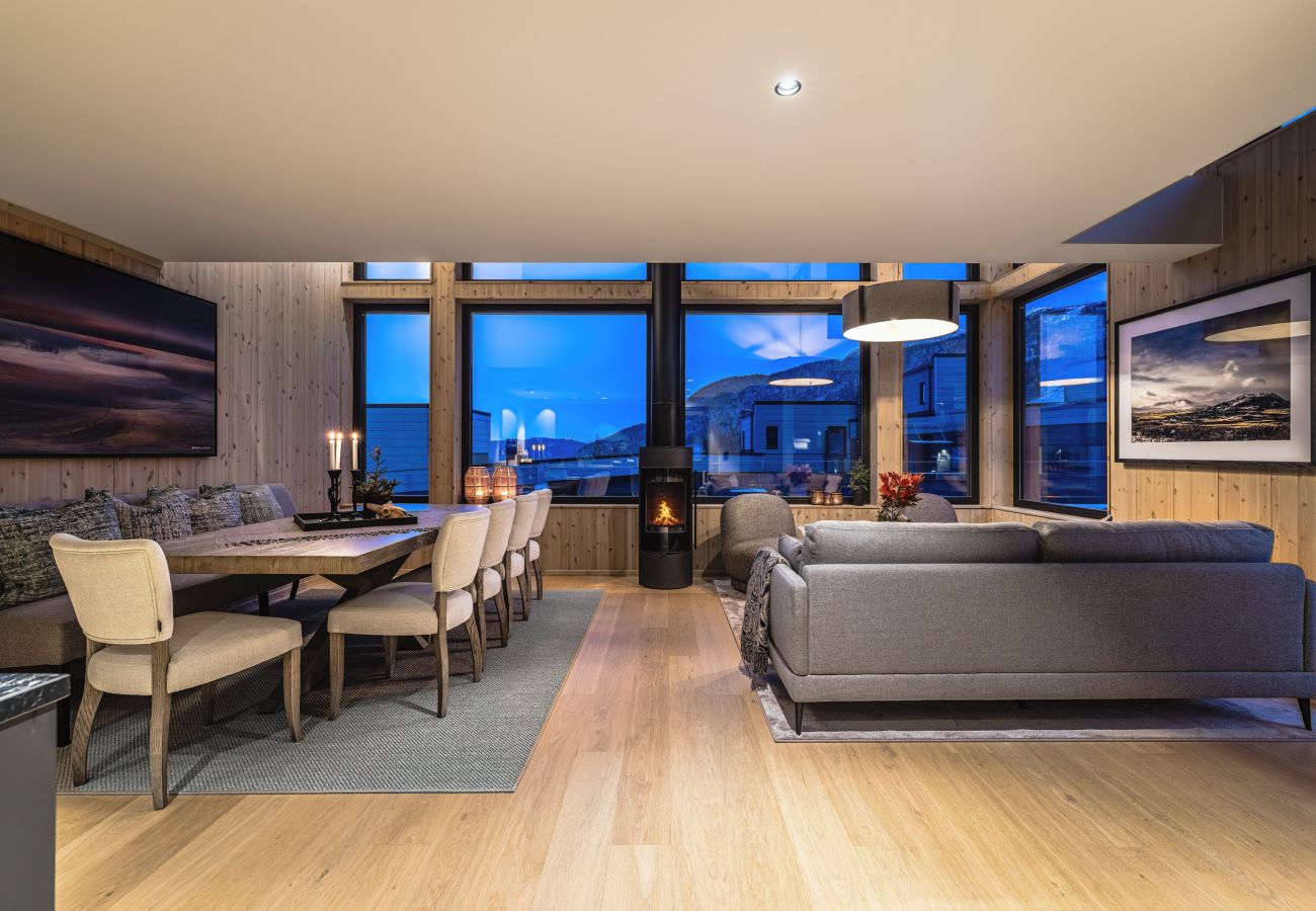 Chalet in Hemsedal - Exclusive chalet by the slopes in Hemsedal