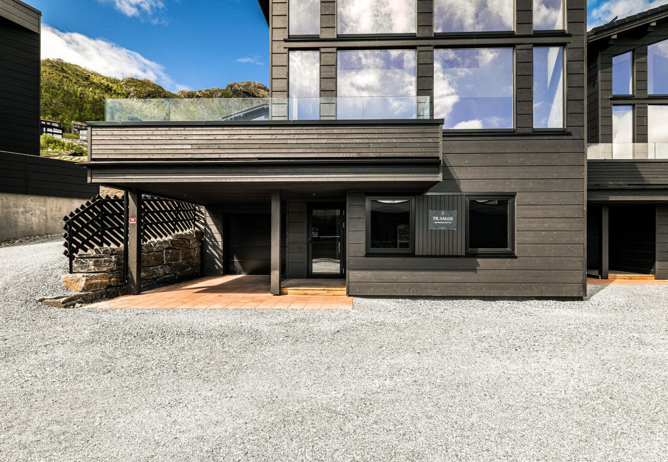 Chalet in Hemsedal - Exclusive chalet by the slopes in Hemsedal