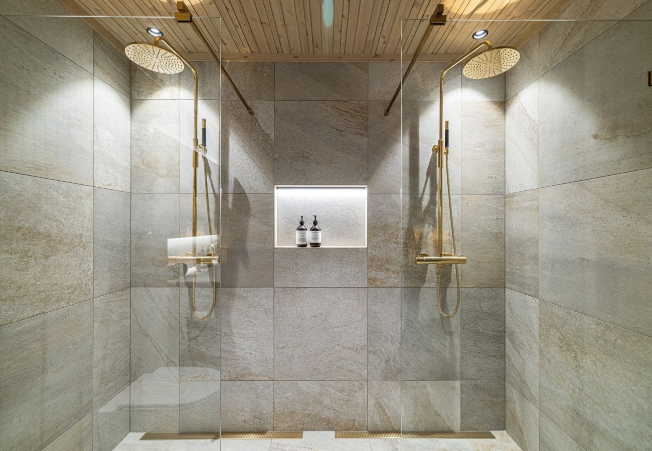 Chalet in Hemsedal - Exclusive chalet by the slopes in Hemsedal