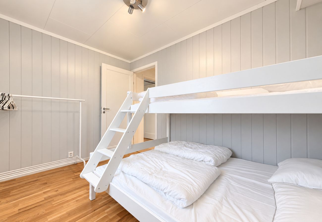 House in Hol - Family-friendly home near the ski slopes and Geilo town centre