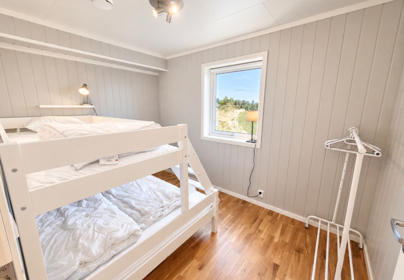 House in Hol - Family-friendly home near the ski slopes and Geilo town centre