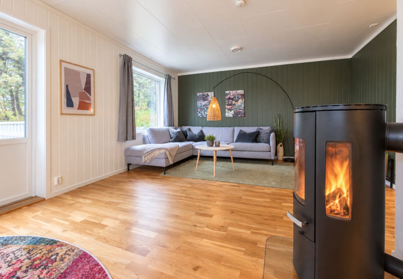 House in Hol - Family-friendly home near the ski slopes and Geilo town centre