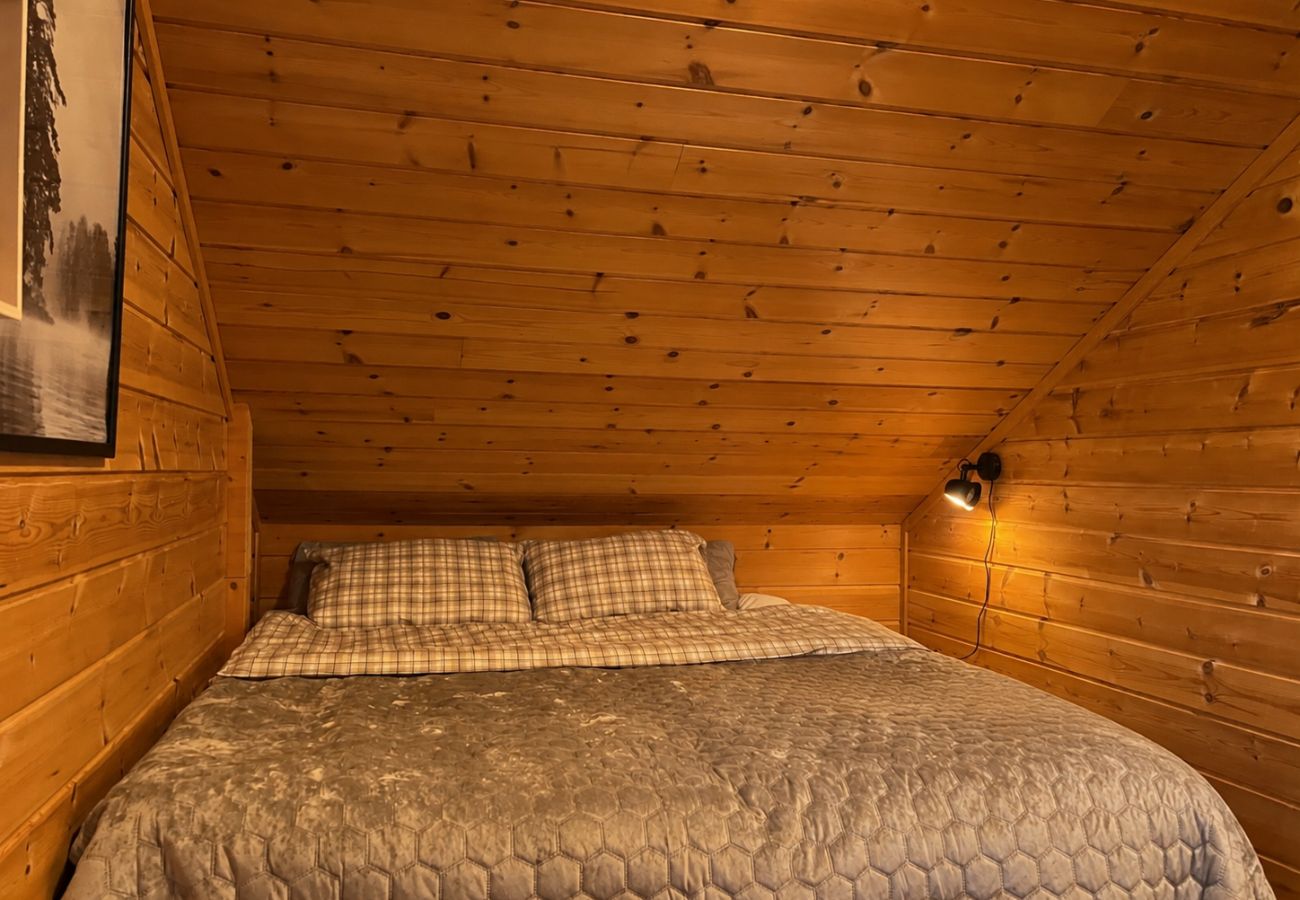 Cottage in Hol - Large family-friendly ski-in/ski-out cabin in Geilo