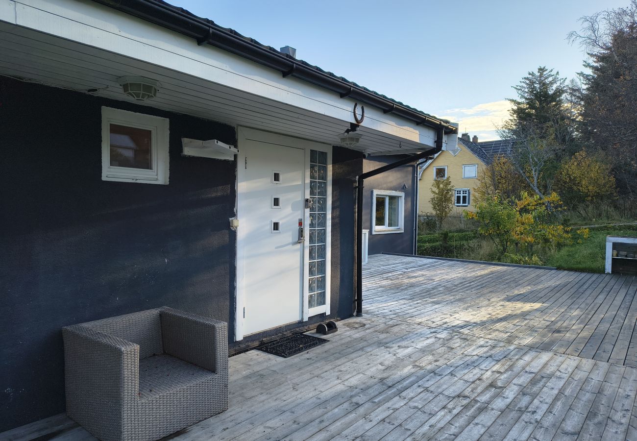 House in Vestvågøy - Spacious house in Gravdal