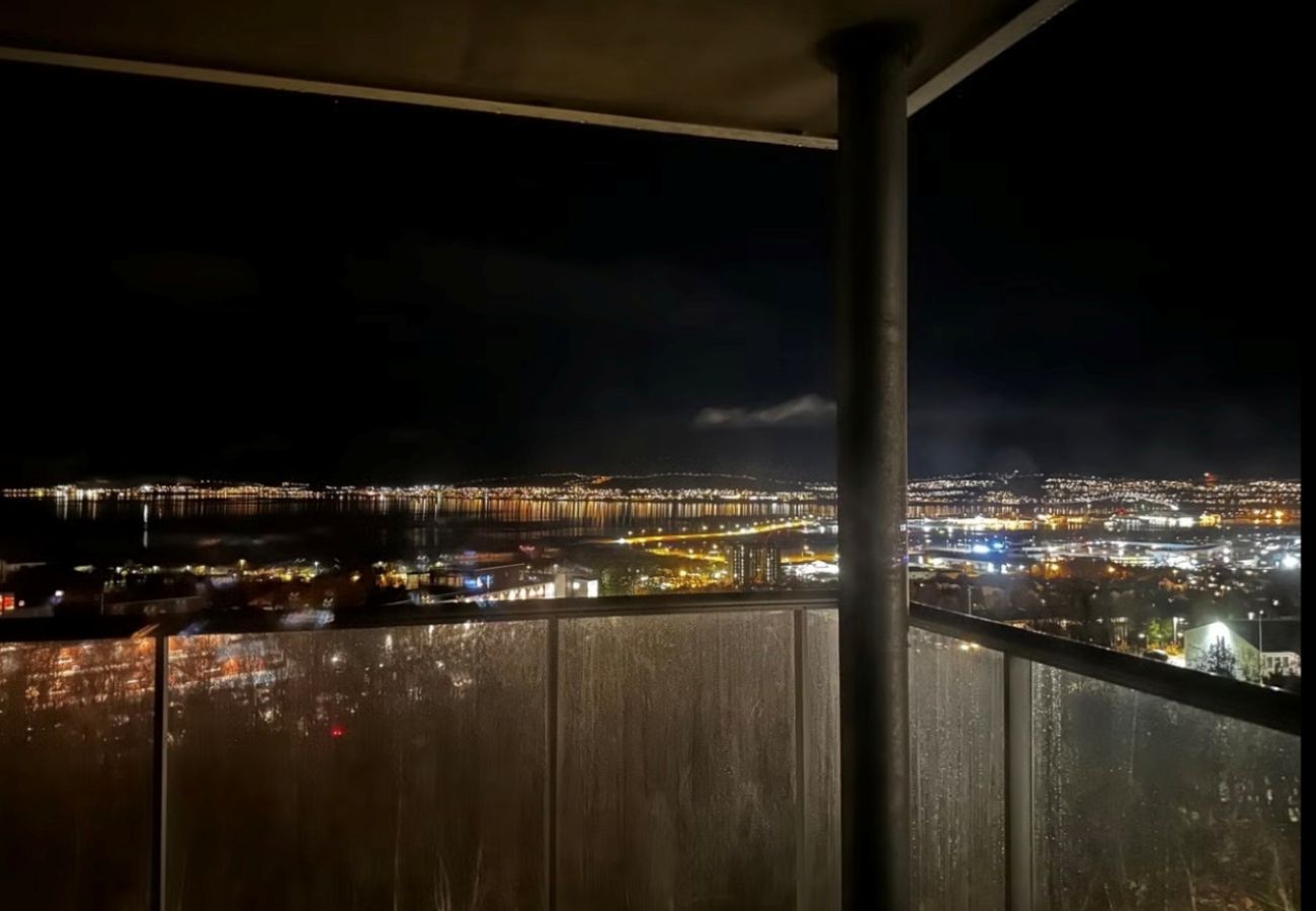 Apartment in Tromsø - Workinntoppen Panorama apartment with a view