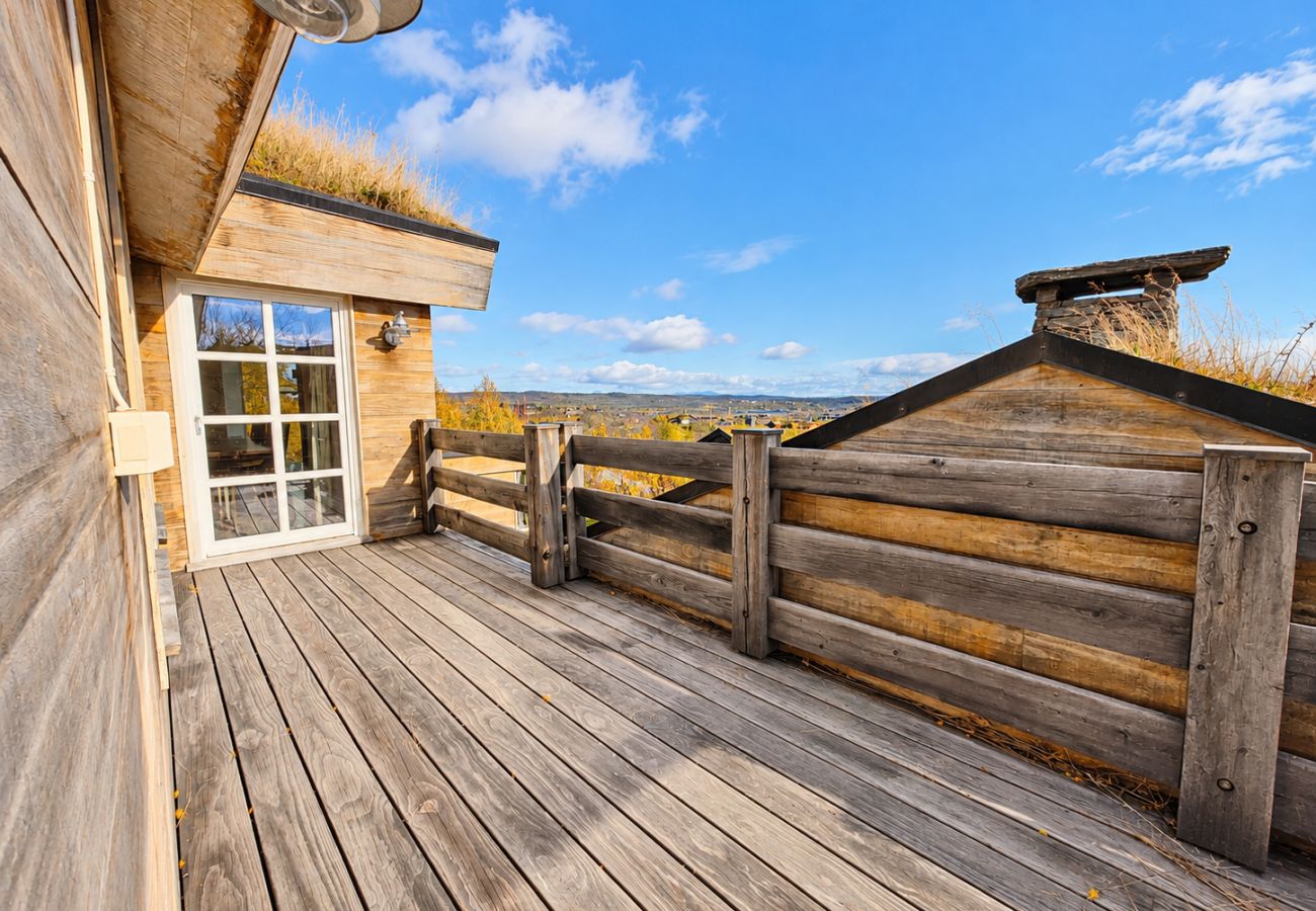 Cottage in Hol - Unique Cabin Right by the Ski Slopes in Geilo