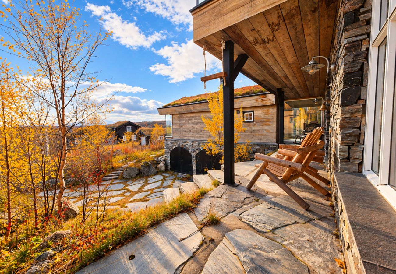 Cottage in Hol - Unique Cabin Right by the Ski Slopes in Geilo