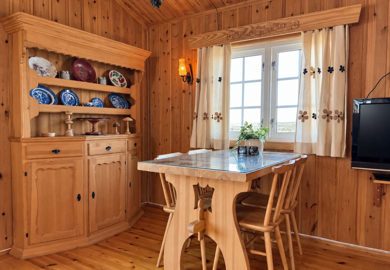 Cottage in Gol - Peaceful cabin with Sauna and ski in/ski out on Golsfjellet