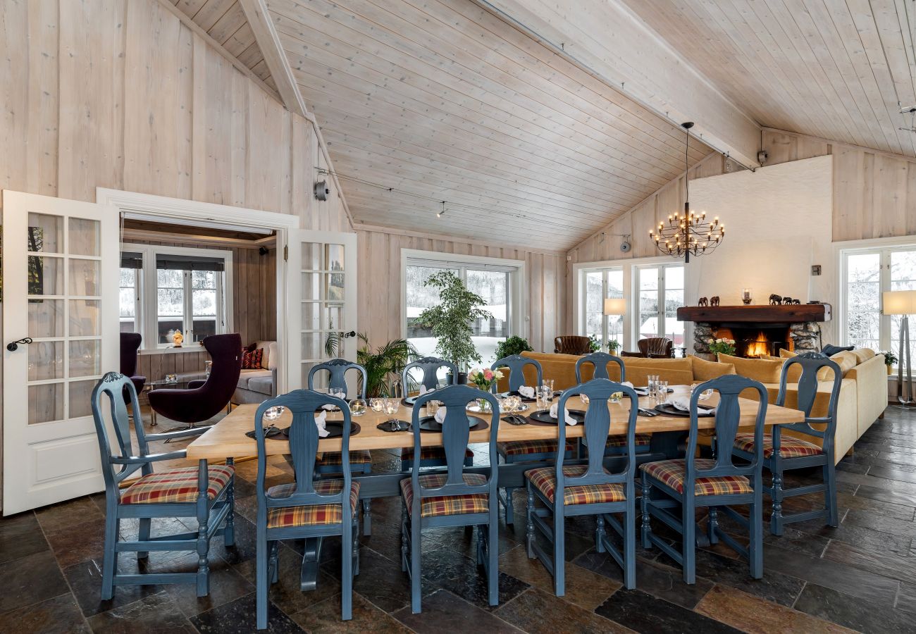 Hus i Hemsedal - Stort hus med terrasser og badstue, Hemsedal