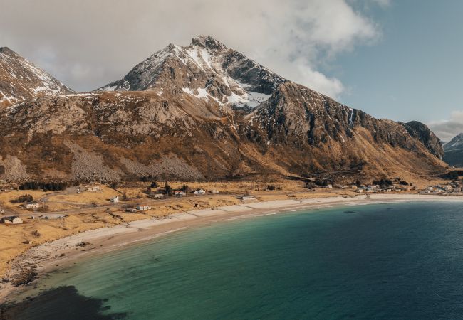 Villa i Flakstad - Exclusive Beach House Ramberg – Din private oase Villa i Flakstad - Exclusive Beach House Ramberg – Din private oase