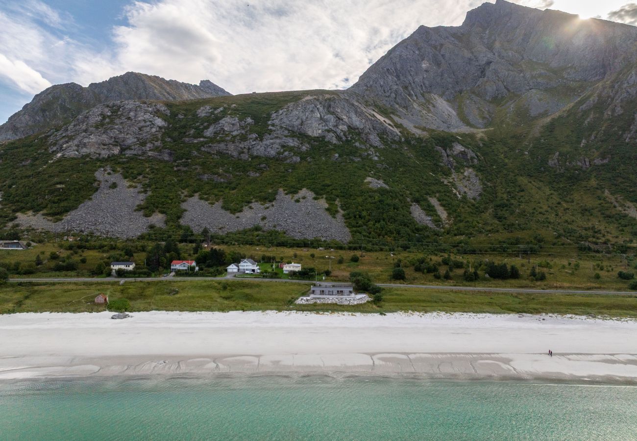 Villa i Flakstad - Exclusive Beach House Ramberg – Din private oase