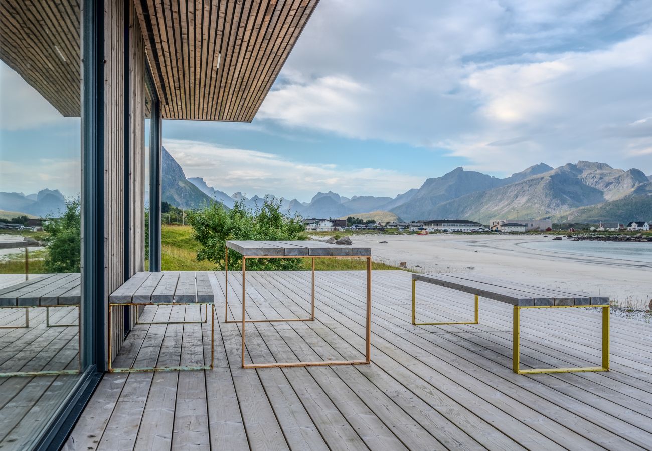 Villa i Flakstad - Exclusive Beach House Ramberg – Din private oase