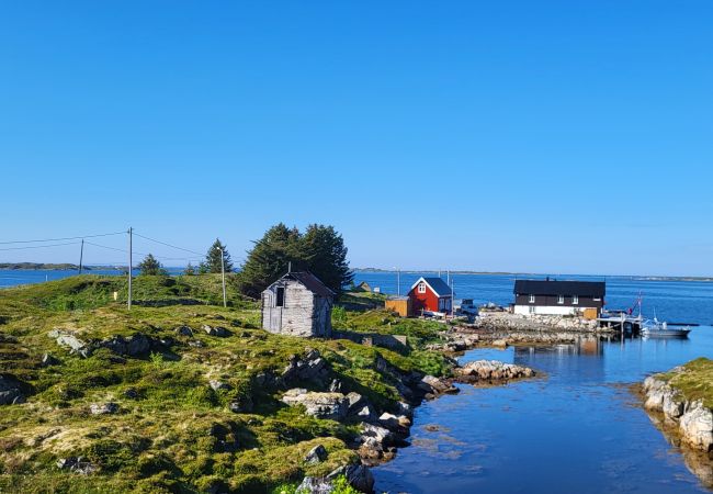 Hytte i Vestvågøy - Arctic Lofoten Mini Retreat - Enjoy the silence! Hytte i Vestvågøy - Arctic Lofoten Mini Retreat - Enjoy the silence!
