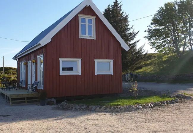 Hytte i Vestvågøy - amazing cabin with stunning view -family retreat