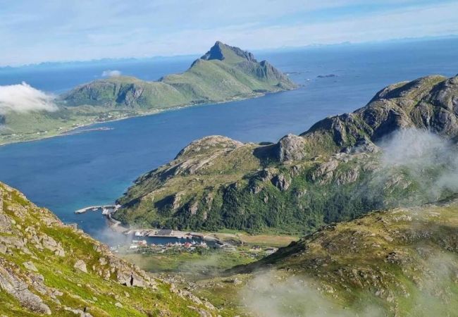 Hus i Flakstad - Landsbyhus i Lofoten Hus i Flakstad - Landsbyhus i Lofoten