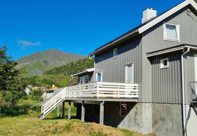 Hus i Flakstad - Landsbyhus i Lofoten Hus i Flakstad - Landsbyhus i Lofoten