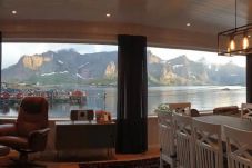 Hus i Moskenes - Lofoten panoramic luxury home with sauna