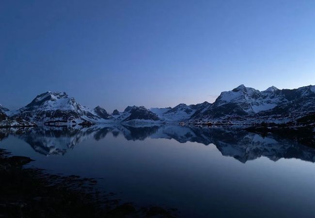 Hytte i Flakstad - Minkfarmen: Spacious seaside cabin w/scenic view Hytte i Flakstad - Minkfarmen: Spacious seaside cabin w/scenic view