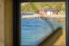 Hytte i Flakstad - Minkfarmen: Spacious seaside cabin w/scenic view Hytte i Flakstad - Minkfarmen: Spacious seaside cabin w/scenic view