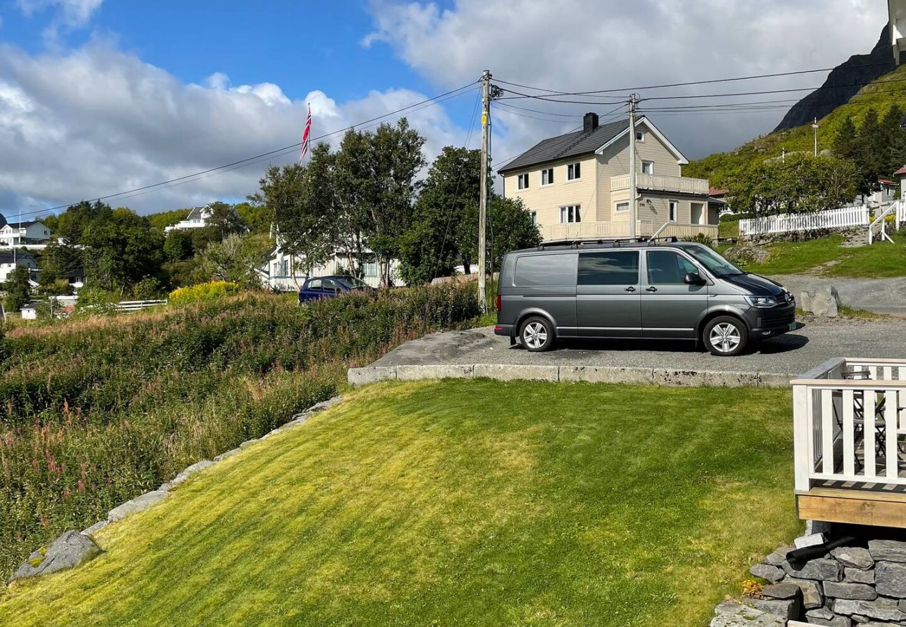Hytte i Moskenes - Nordlandshus ved havet på Reine, Lofoten