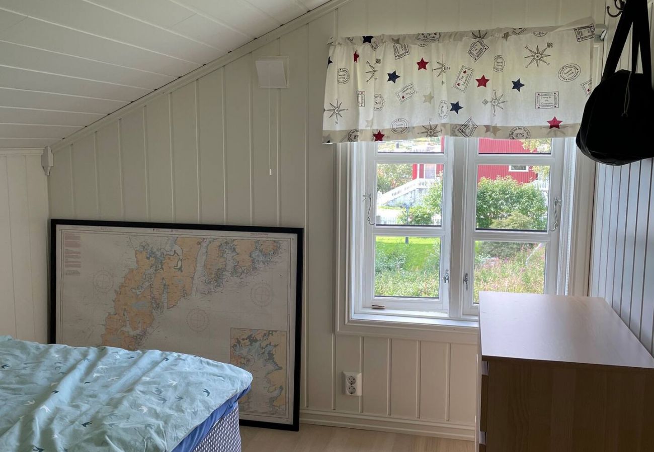 Hytte i Moskenes - Nordlandshus ved havet på Reine, Lofoten