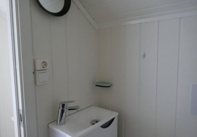 Hus i Flakstad - Seafront Holiday Home close to Reine, Lofoten Hus i Flakstad - Seafront Holiday Home close to Reine, Lofoten