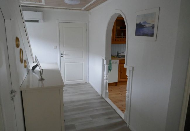 Hus i Flakstad - Seafront Holiday Home close to Reine, Lofoten Hus i Flakstad - Seafront Holiday Home close to Reine, Lofoten