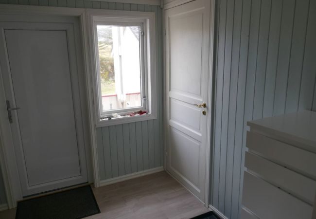 Hus i Flakstad - Seafront Holiday Home close to Reine, Lofoten Hus i Flakstad - Seafront Holiday Home close to Reine, Lofoten