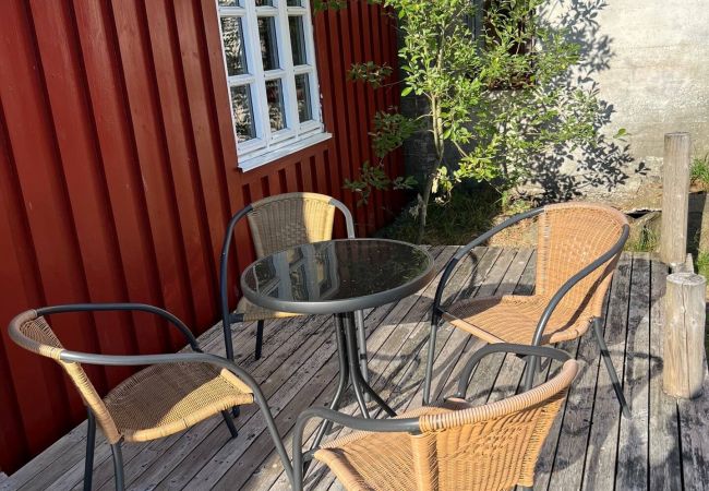 Hytte i Vestvågøy - Tradisjonell Rorbu i fiskeværet Ballstad Hytte i Vestvågøy - Tradisjonell Rorbu i fiskeværet Ballstad