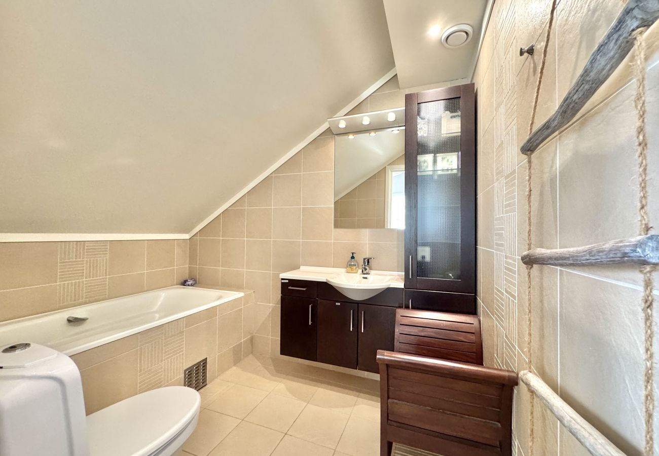 Leilighet i Hol - Sjelefred - stor leilighet med sentral beliggenhet Leilighet i Hol - Sjelefred - stor leilighet med sentral beliggenhet