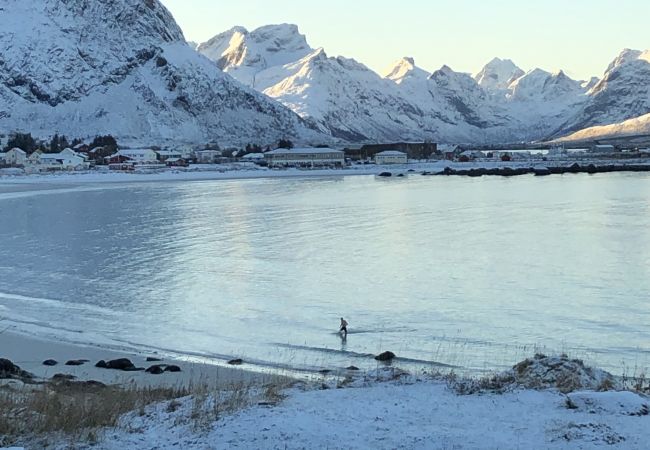 Hytte i Flakstad - Nordbo - unik plass med utsikt over Rambergstranda Hytte i Flakstad - Nordbo - unik plass med utsikt over Rambergstranda
