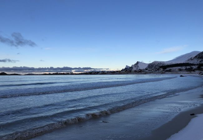 Hytte i Flakstad - Nordbo - unik plass med utsikt over Rambergstranda Hytte i Flakstad - Nordbo - unik plass med utsikt over Rambergstranda