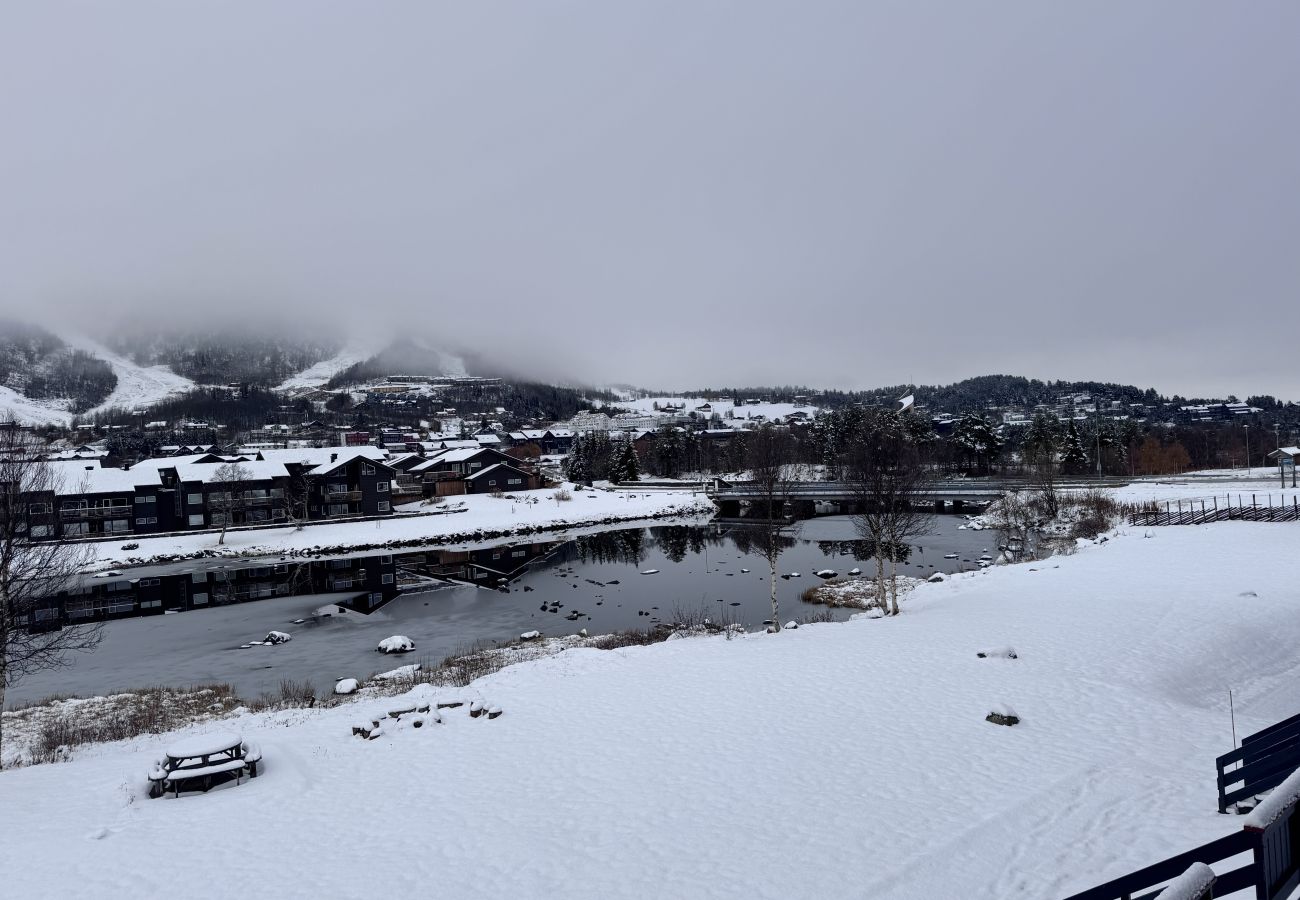 Leilighet i Hol - Stay in Central Geilo – Shops, Slopes & Restaurants Nearby Leilighet i Hol - Stay in Central Geilo – Shops, Slopes & Restaurants Nearby