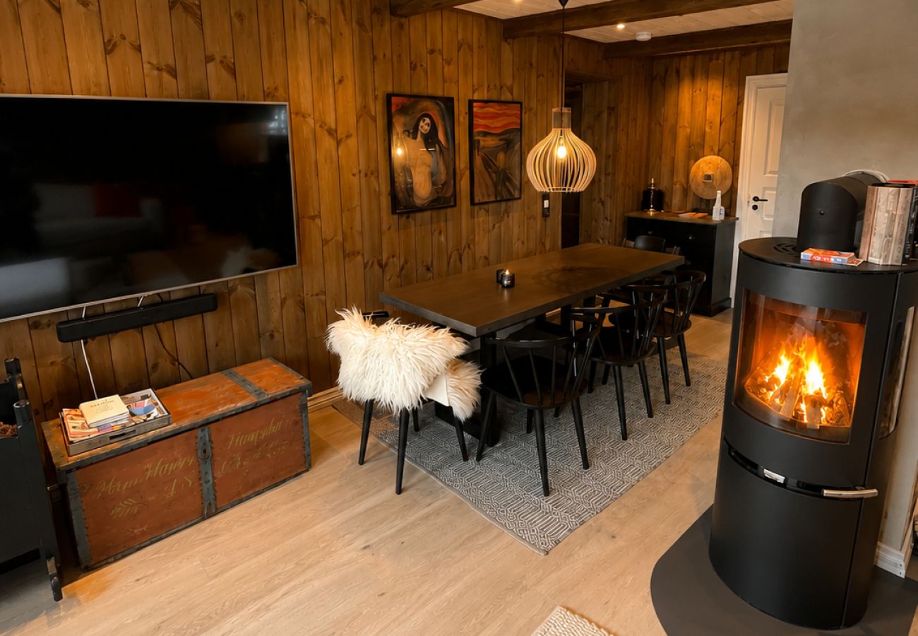 Hytte i Hol - Stugu - Koselig hytte med sentral beligenhet
