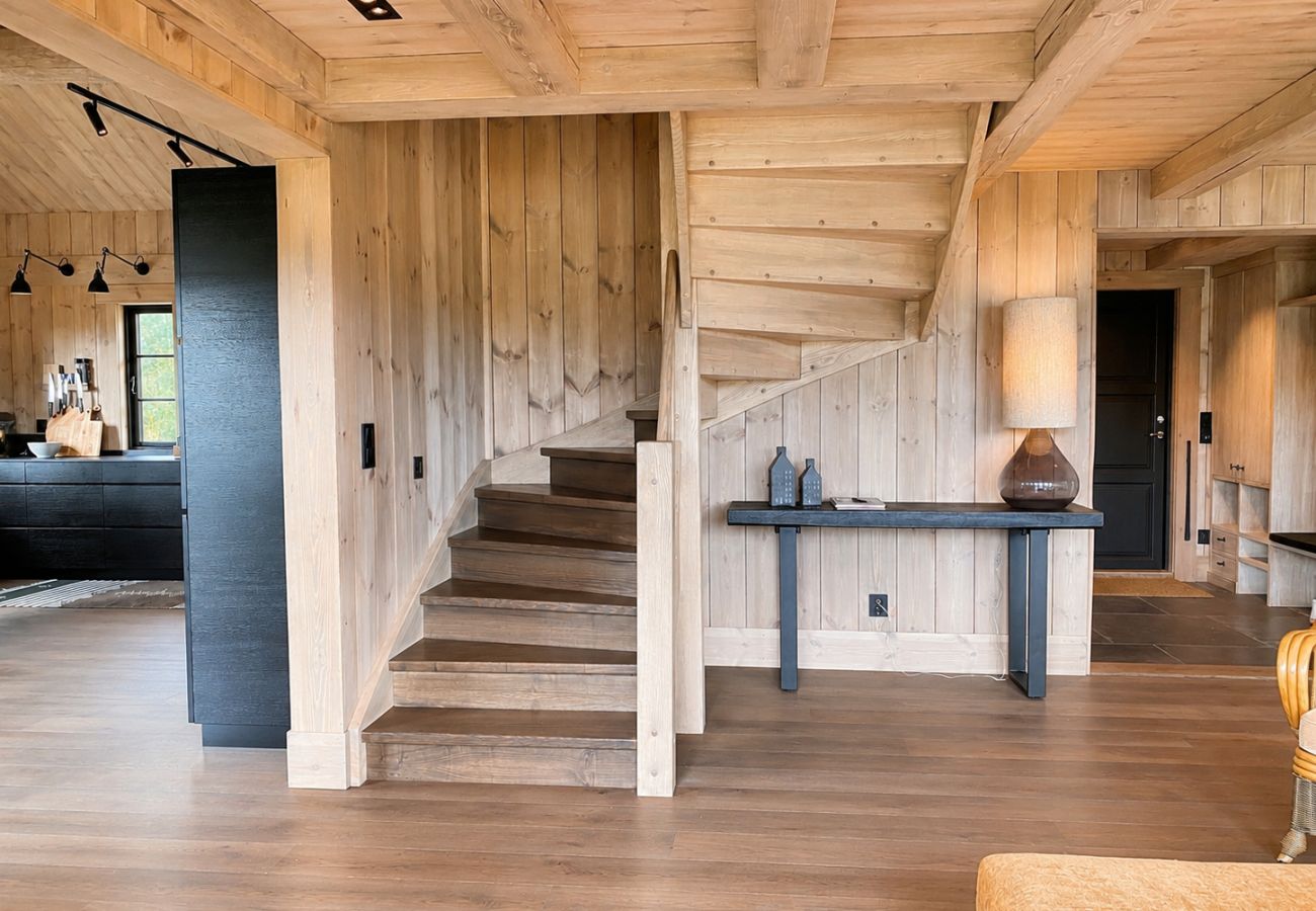 Villa i Hol - Stor Moderne hytte-nydelige omgivelser-10min fra Geilo