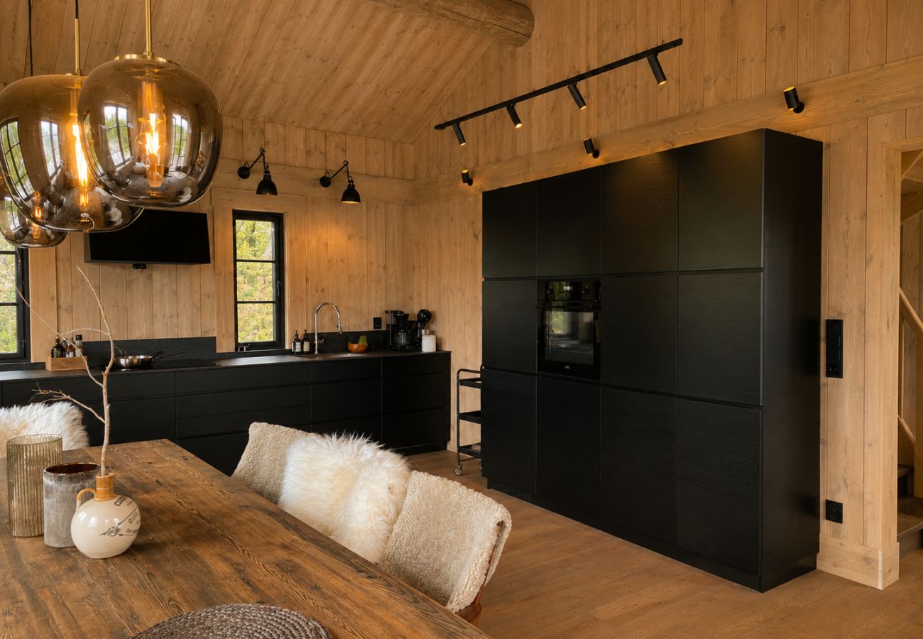 Villa i Hol - Stor Moderne hytte-nydelige omgivelser-10min fra Geilo