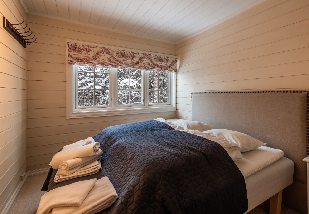 Hus i Hol - Sentralt plassert hytte til leie på Geilo – Perfekt for alle årstider!