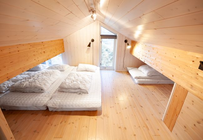 Hytte i Flakstad -  Væranes- Ny hytte med flott utsikt Hytte i Flakstad -  Væranes- Ny hytte med flott utsikt