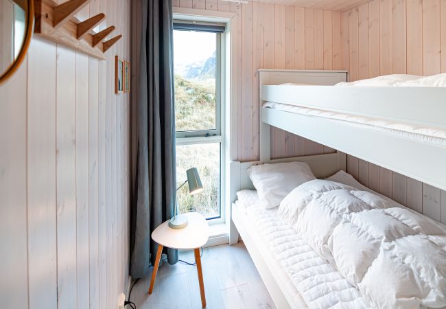 Hytte i Flakstad -  Væranes- Ny hytte med flott utsikt Hytte i Flakstad -  Væranes- Ny hytte med flott utsikt