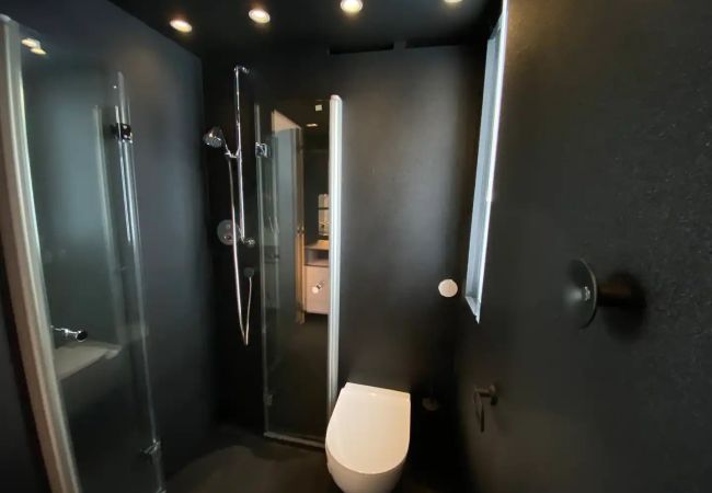 Studioleilighet i Flakstad - Minihus ved Havet 5 – Spektakulær Utsikt Studioleilighet i Flakstad - Minihus ved Havet 5 – Spektakulær Utsikt