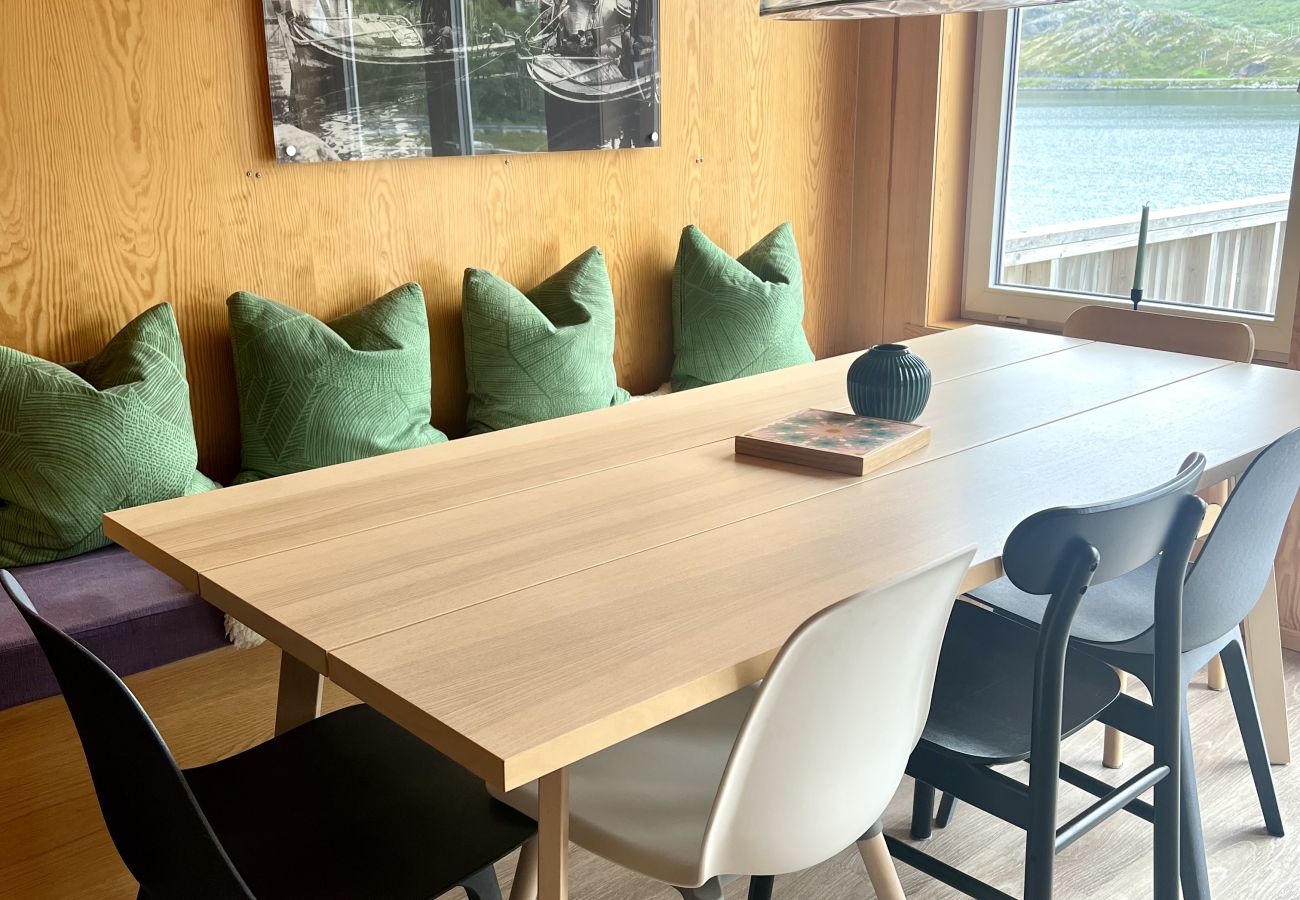 Hytte i Flakstad - Fjordutsikt Ryten 2 Retreat