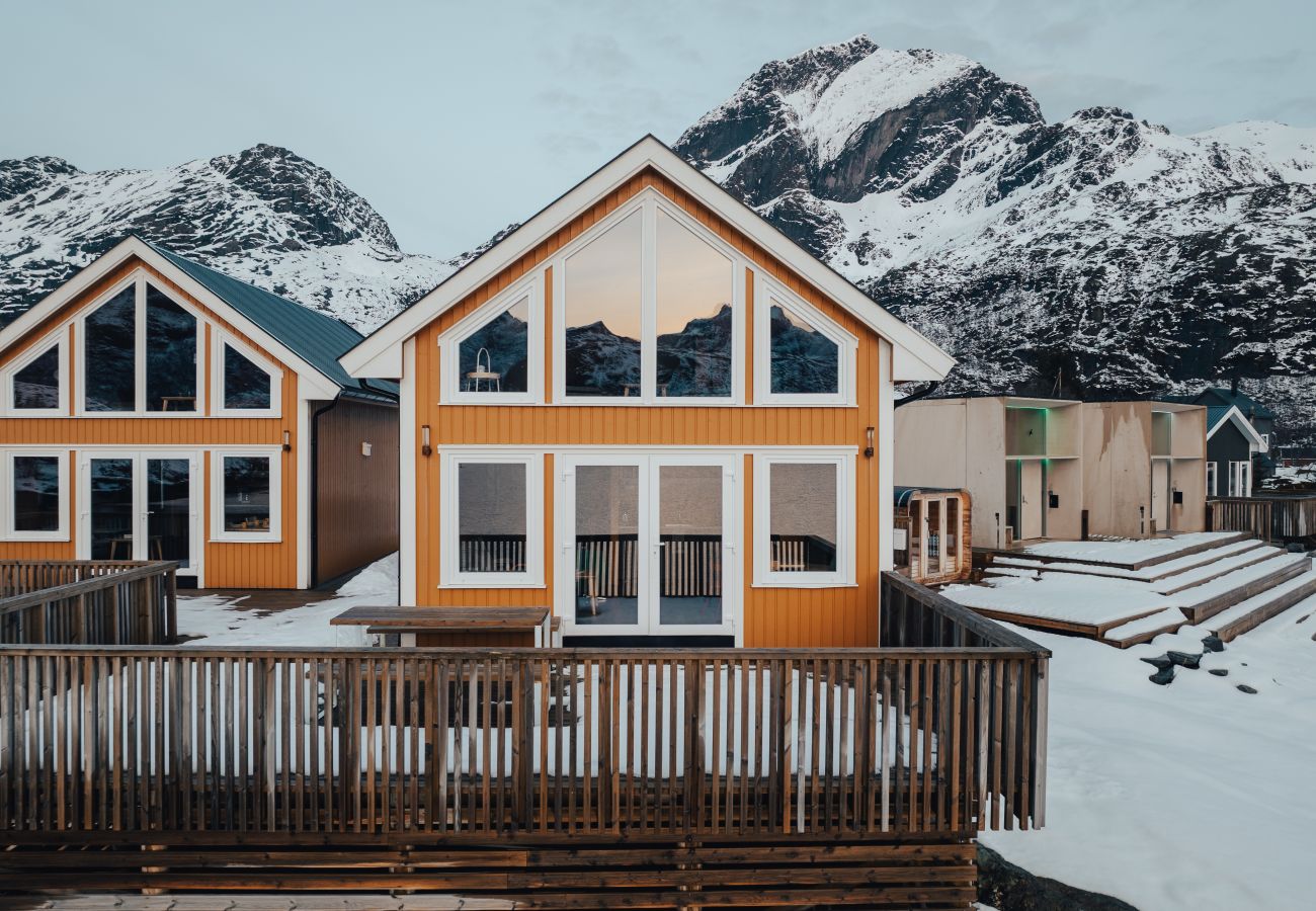 Hytte i Flakstad - Fjordutsikt Ryten 2 Retreat