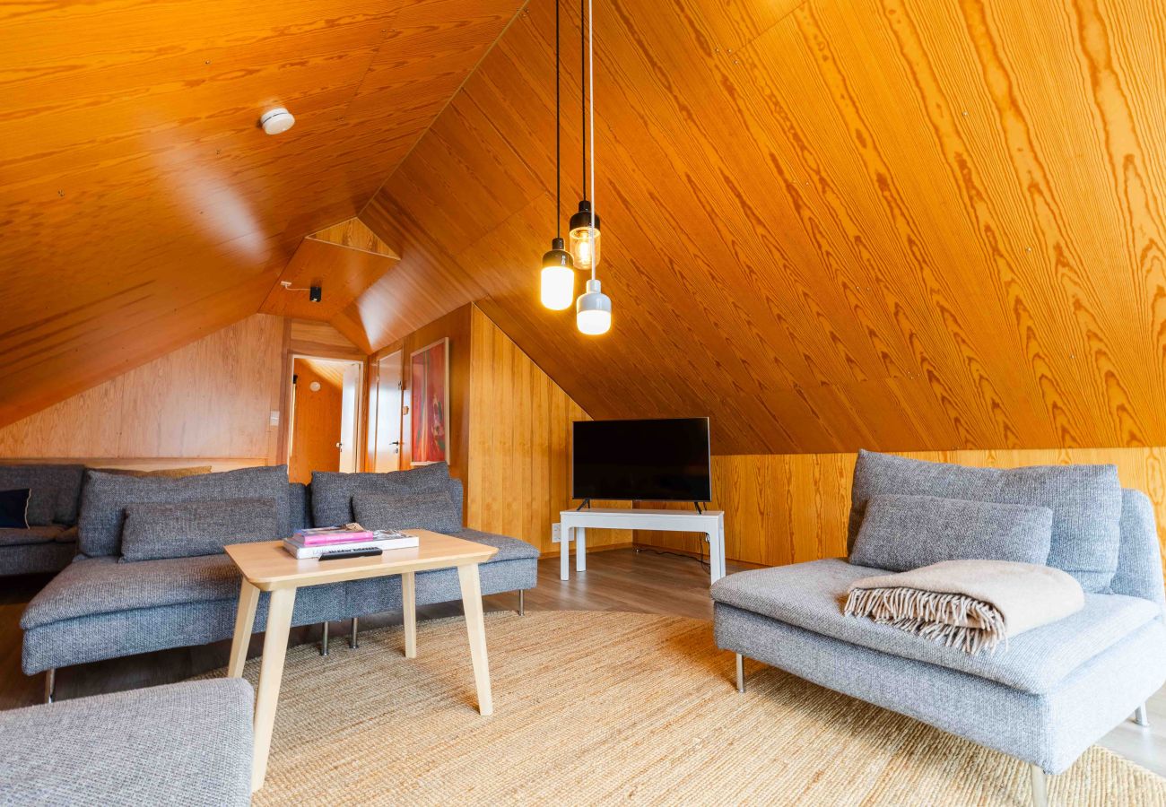 Hytte i Flakstad - Fjordutsikt Ryten 2 Retreat