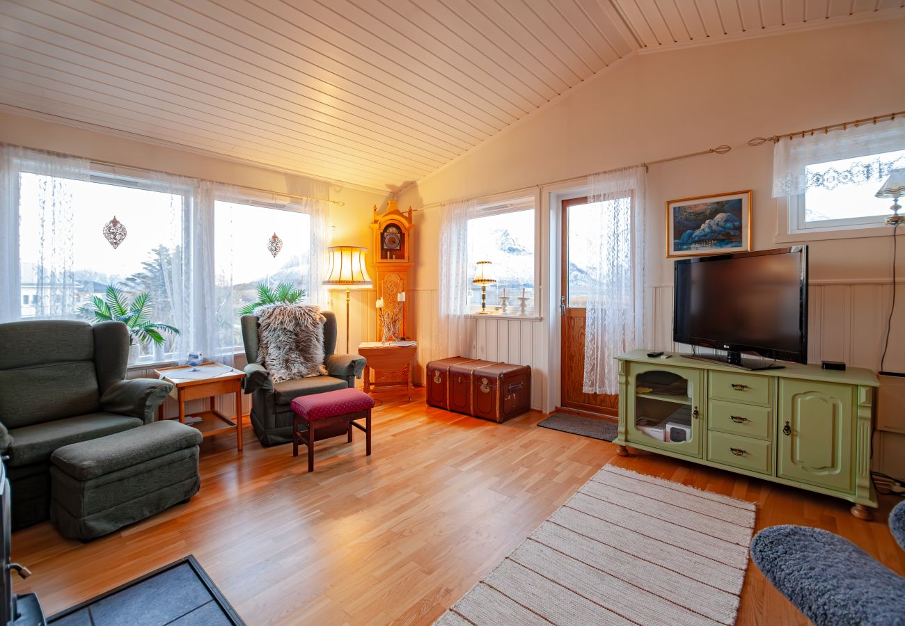 Hus i Flakstad - Lofothuset - koselig hus på Fredvang