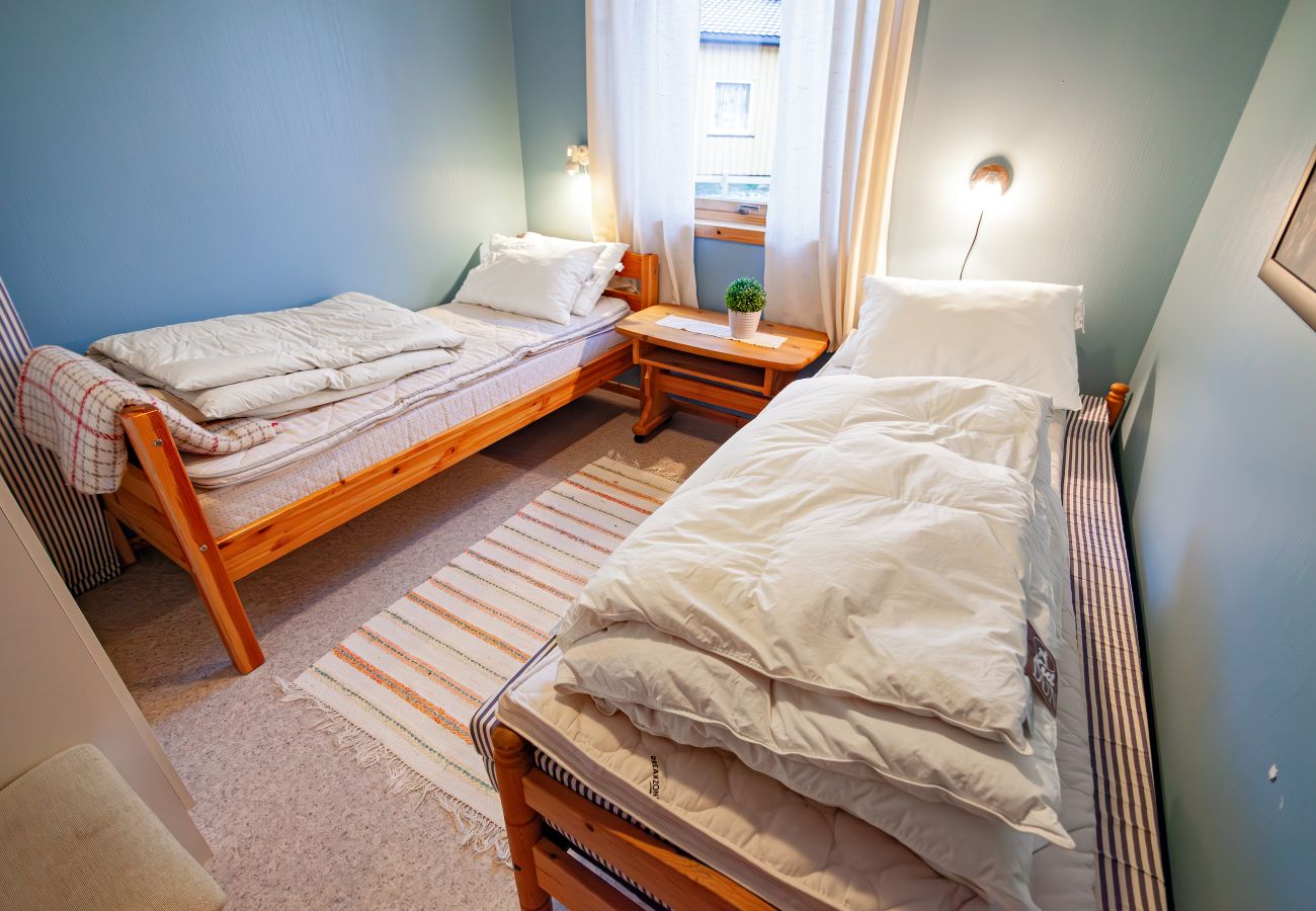 Hus i Flakstad - Lofothuset - koselig hus på Fredvang