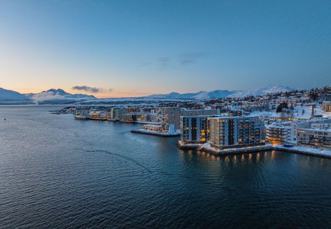 Leilighet i Tromsø - Seventh floor Premium Penthouse - Beautiful View Leilighet i Tromsø - Seventh floor Premium Penthouse - Beautiful View