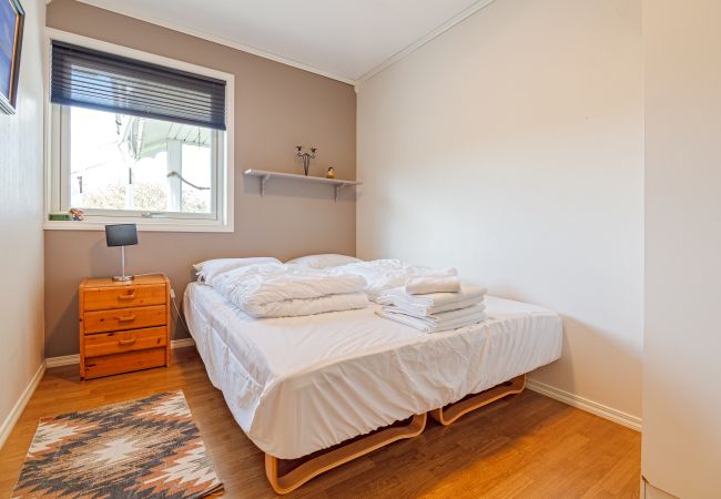 Hus i Flakstad - Feriehus i Sund, Lofoten Hus i Flakstad - Feriehus i Sund, Lofoten