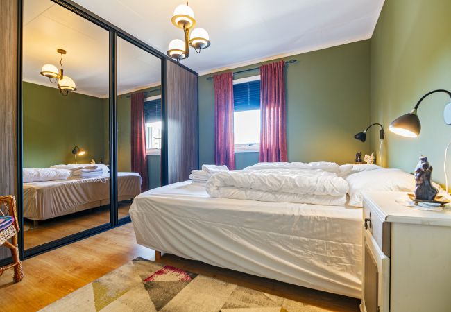 Hus i Flakstad - Feriehus i Sund, Lofoten Hus i Flakstad - Feriehus i Sund, Lofoten