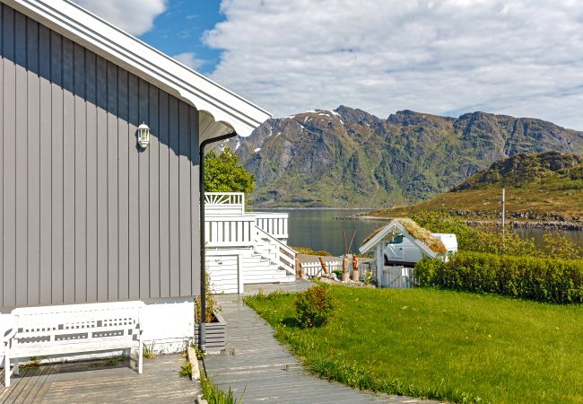 Hus i Flakstad - Feriehus i Sund, Lofoten Hus i Flakstad - Feriehus i Sund, Lofoten